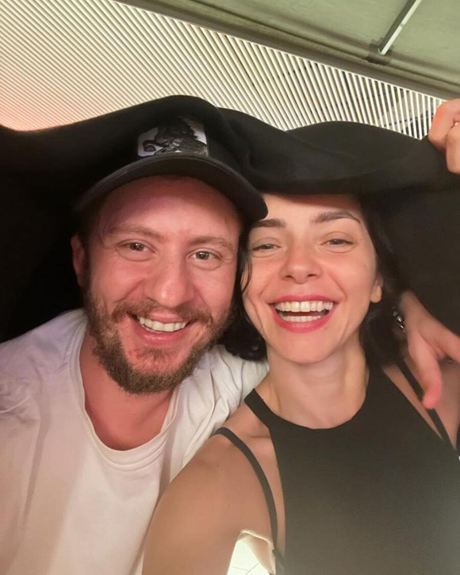 İddialar doğru çıktı! Mert Aydın, Merve Boluğur'dan boşanmak için harekete geçti İddialar doğru çıktı! Mert Aydın, Merve Boluğur'dan boşanmak için harekete geçti