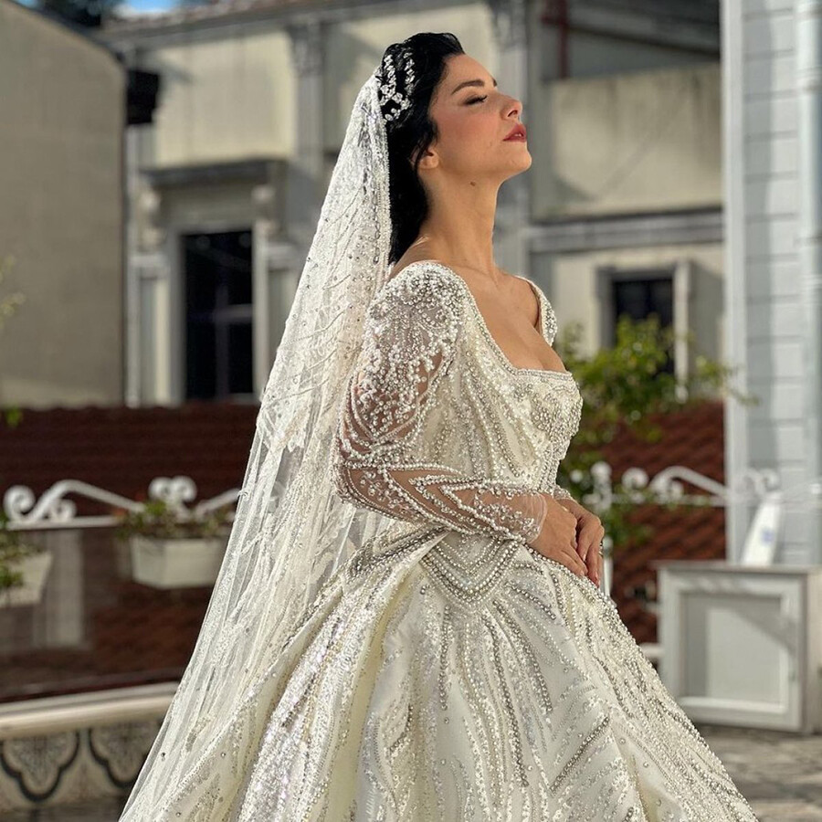 İddialar doğru çıktı! Mert Aydın, Merve Boluğur'dan boşanmak için harekete geçti İddialar doğru çıktı! Mert Aydın, Merve Boluğur'dan boşanmak için harekete geçti