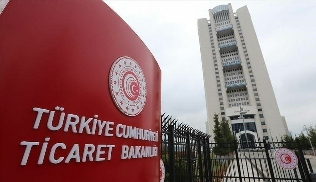 Resmi Gazete’de yayımlandı: Ticaret Bakanlığı binlerce personel alacak! Resmi Gazete’de yayımlandı: Ticaret Bakanlığı binlerce personel alacak!