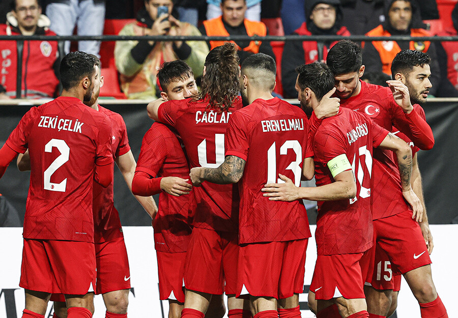A Milli Takımımız, İskoçya'yı 2-1 yendi A Milli Takımımız, İskoçya'yı 2-1 yendi