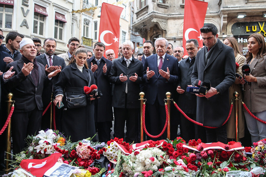 MHP'li Adan Taksim'deki patlama alanından seslendi: PKK'ya terör örgütü demeyenler TBMM'de bulunmasın