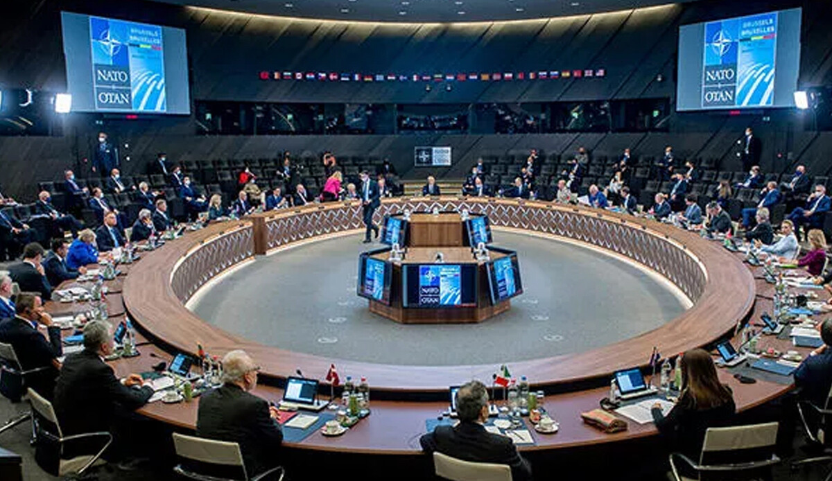 Polonya&#039;ya füze düştü, NATO acil toplanıyor!