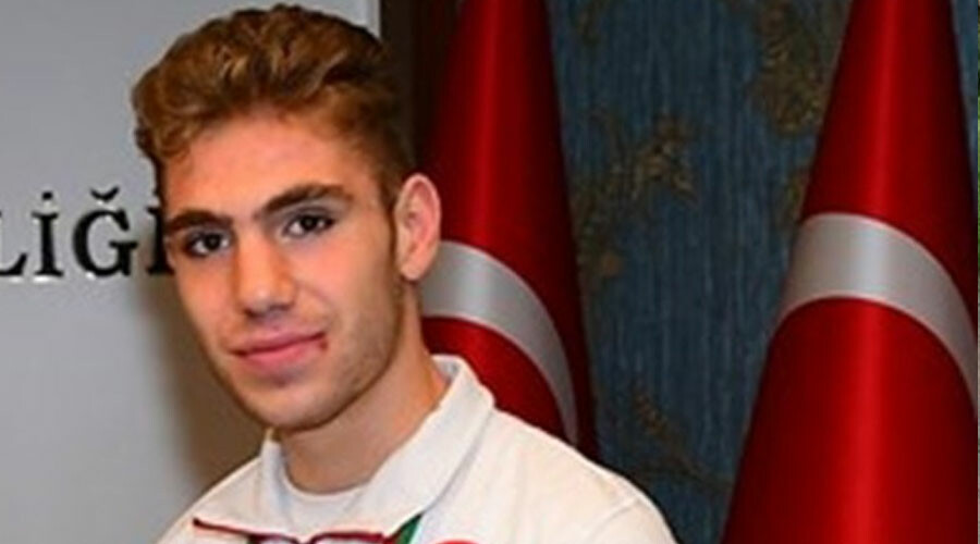 Milli boksörün otomobili tırın altın girdi: 1 ölü