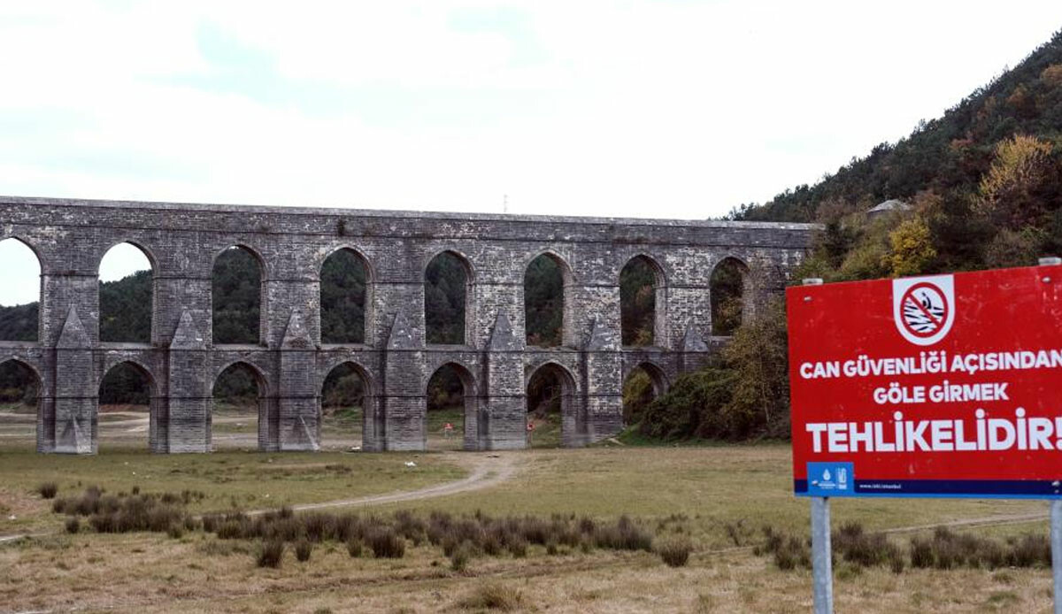 Tedirgin eden görüntüler! İstanbul’un barajları kup kuru: Kuraklık alarmları çalmaya başladı