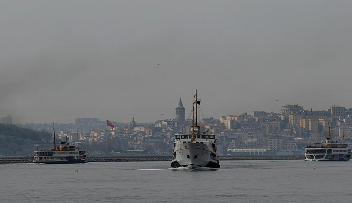 İstanbul’da deniz ulaşımına lodos engeli: Seferler iptal edildi! İstanbul’da deniz ulaşımına lodos engeli: Seferler iptal edildi!