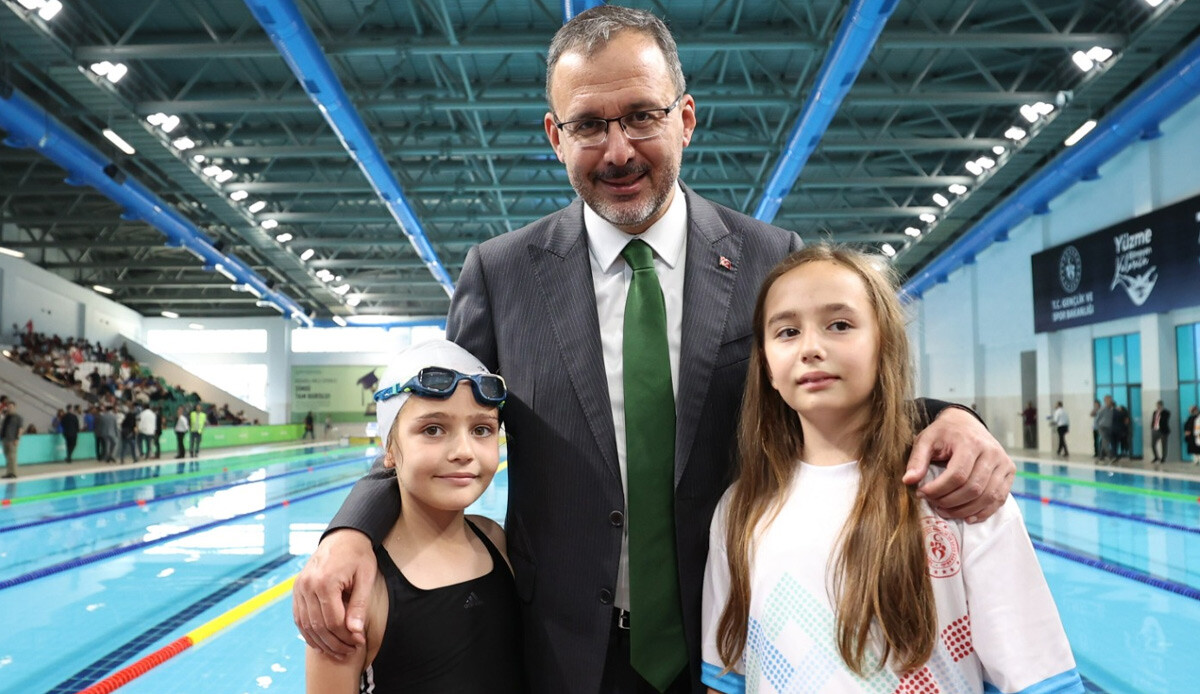 Bakan Kasapoğlu: Yüzme bilmeyen tek bir çocuk kalmayıncaya kadar çalışacağız Bakan Kasapoğlu: Yüzme bilmeyen tek bir çocuk kalmayıncaya kadar çalışacağız
