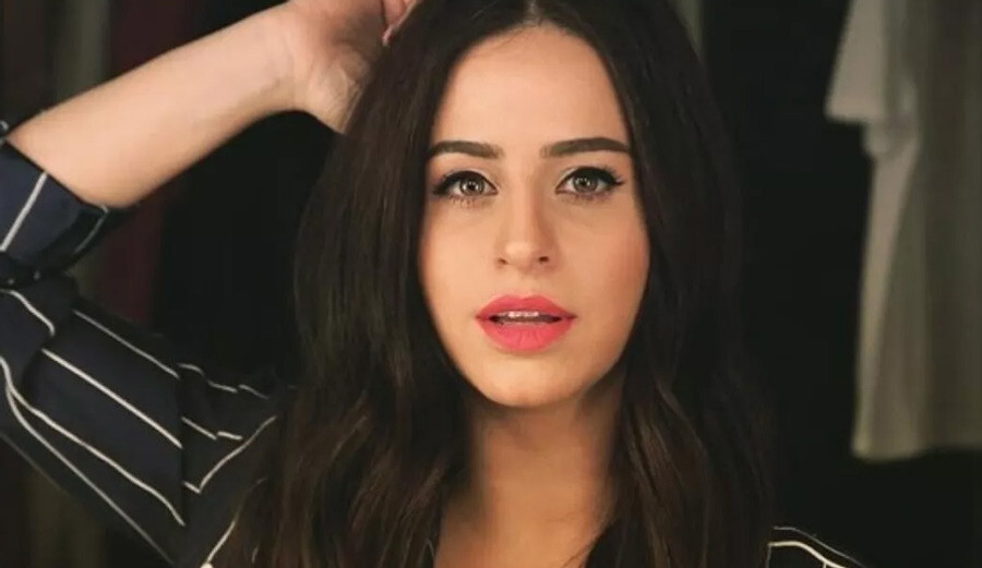 Oyuncu Büşra Pekin estetiği fazla kaçırdı, görenler tanıyamadı... 