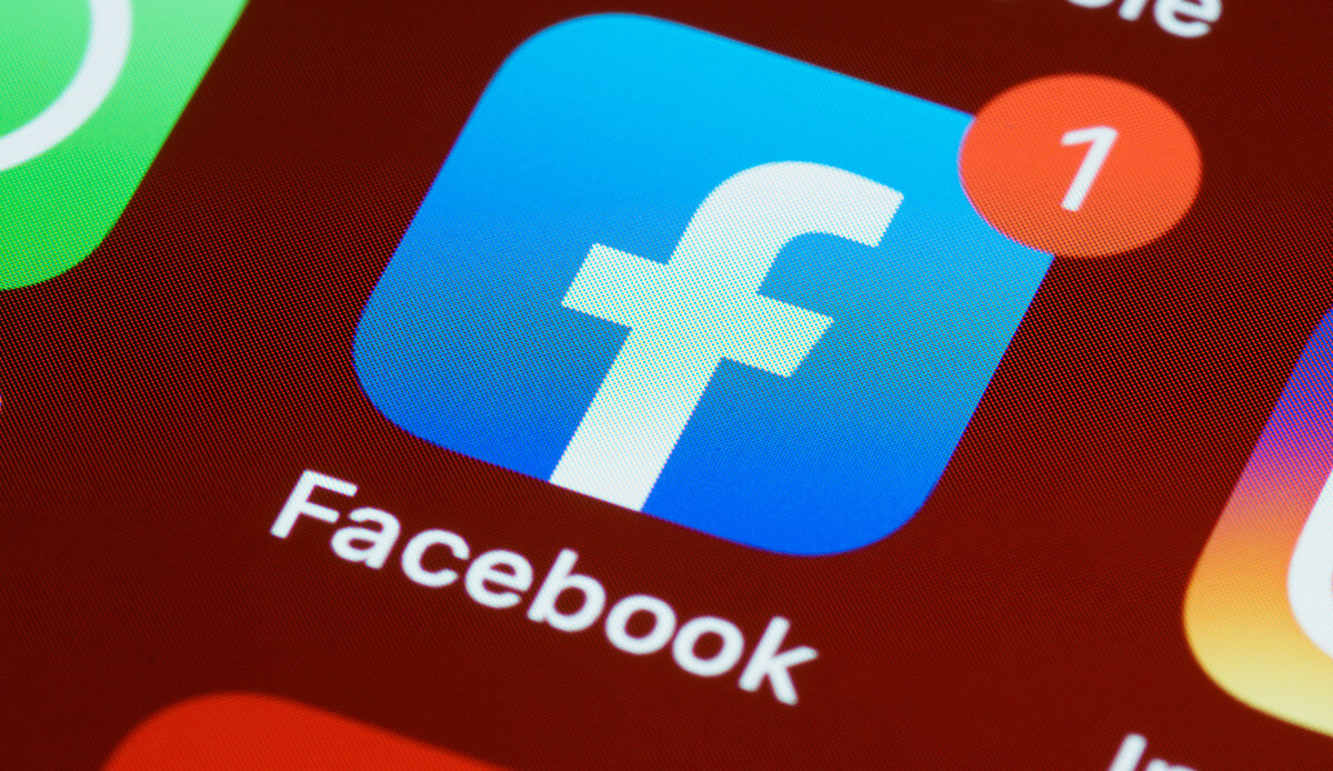 Facebook profilleri sadeleşecek, bazı hakkında bilgileri kaldırılacak... Son tarih 1 Aralık!