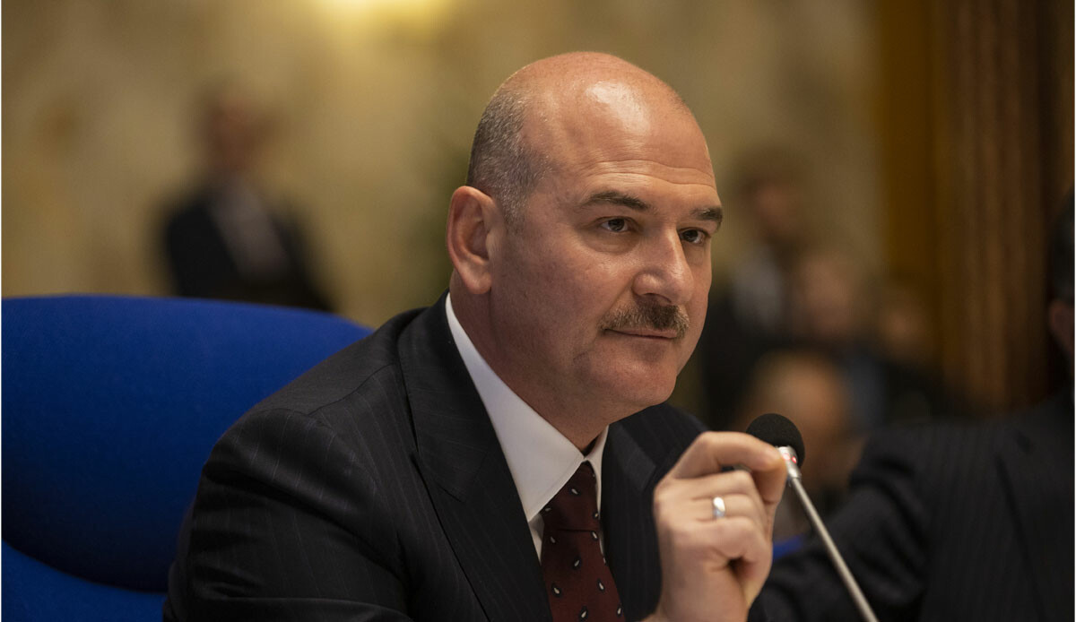 Bakan Soylu: Hangi belediyelerin örgütlere peşkeş çektiğini açıklayacağım