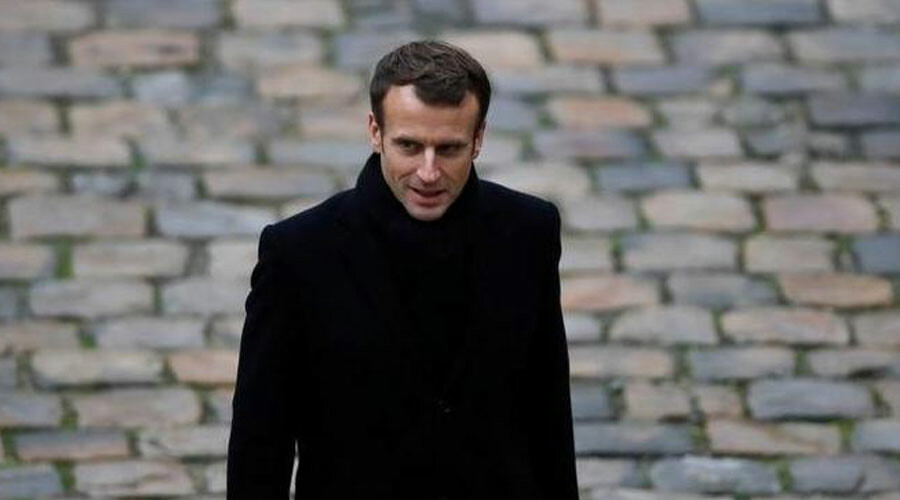 Macron’un başlattığı modayı Tokyo da takip etti: Enerji tasarrufu için "boğazlı kazak giyin" Macron’un başlattığı modayı Tokyo da takip etti: Enerji tasarrufu için "boğazlı kazak giyin"