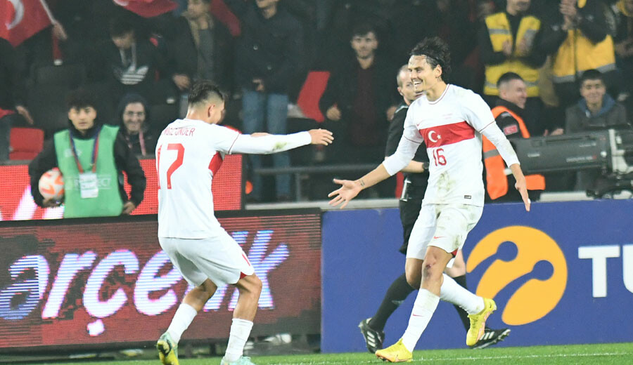 Çek bir EURO 2024! A Milli Takım İskoçya'dan sonra Çekya'yı da 2-1 mağlup etti Çek bir EURO 2024! A Milli Takım İskoçya'dan sonra Çekya'yı da 2-1 mağlup etti