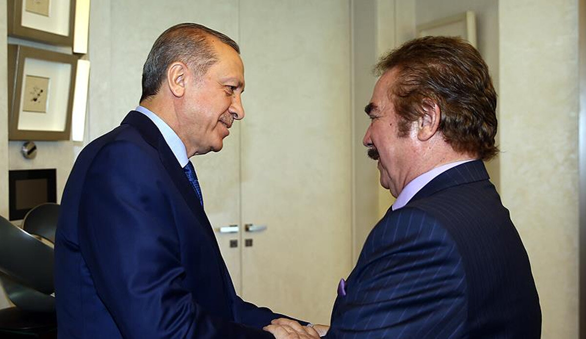 Orhan Gencebay'dan Cumhurbaşkanı Erdoğan'a övgü dolu sözler: Dünya onu takdir ederken muhalefet etmek çok yanlış Orhan Gencebay'dan Cumhurbaşkanı Erdoğan'a övgü dolu sözler: Dünya onu takdir ederken muhalefet etmek çok yanlış