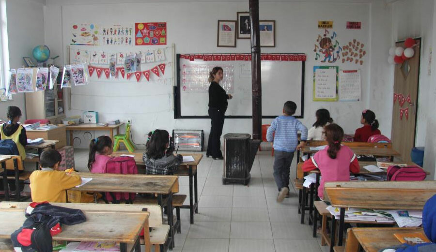 Hıncal Uluç’un hayatını kaybetmesi, memleketi Kilis’te üzüntüyle karşılandı