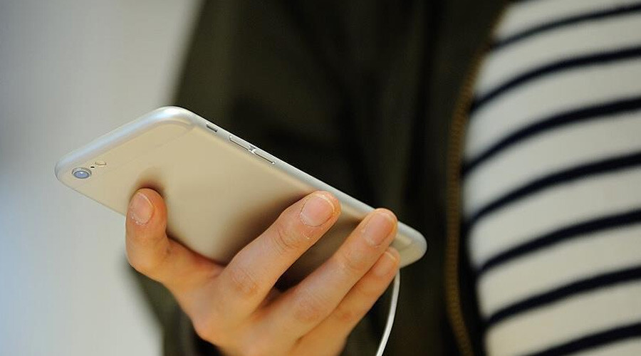 RTÜK'ün araştırmasında endişe veren bulgular: Gençler TV'yi bıraktı, internet kullanımını artırdı RTÜK'ün araştırmasında endişe veren bulgular: Gençler TV'yi bıraktı, internet kullanımını artırdı