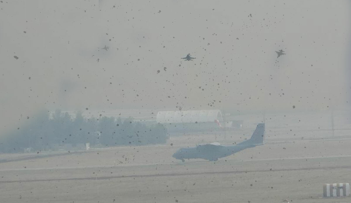 Gaziantep'teki hain saldırının ardından hareket geçildi! Diyarbakır'dan kalkan F-16'lar terör hedeflerini vuruyor Gaziantep'teki hain saldırının ardından hareket geçildi! Diyarbakır'dan kalkan F-16'lar terör hedeflerini vuruyor