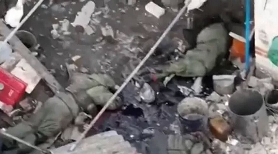 NYT, 'Ukrayna askerlerinin Rus esirleri öldürdüğü' videoyu doğruladı NYT, 'Ukrayna askerlerinin Rus esirleri öldürdüğü' videoyu doğruladı