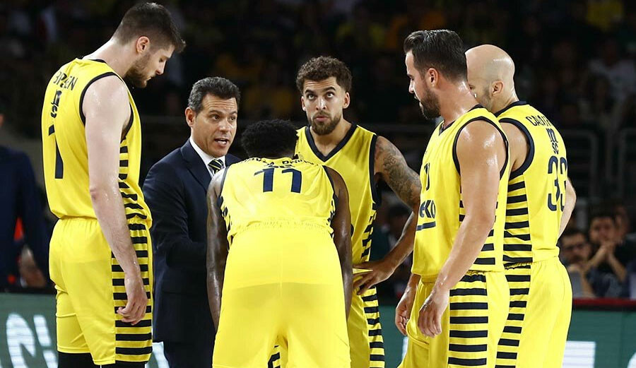 Fenerbahçe Beko AS Monaco deplasmanında galip! Son çeyrek krize girdi ama kazandık Fenerbahçe Beko AS Monaco deplasmanında galip! Son çeyrek krize girdi ama kazandık