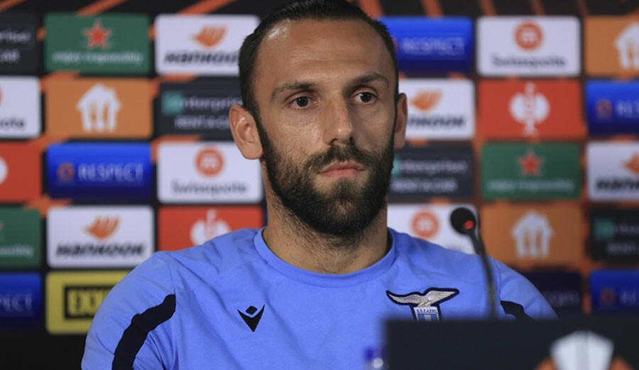 Vedat Muriqi eski defterleri açtı: Hak ettim, oynatılmadım Vedat Muriqi eski defterleri açtı: Hak ettim, oynatılmadım