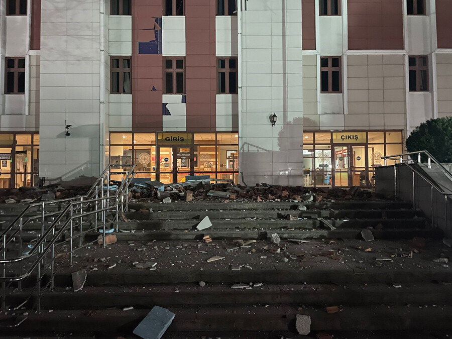 Son dakika... Düzce'de 5,9 şiddetinde deprem! İstanbul ve Ankara'da da hissedildi | Son depremler Son dakika... Düzce'de 5,9 şiddetinde deprem! İstanbul ve Ankara'da da hissedildi | Son depremler