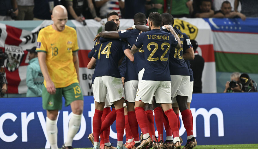 Fransa açılışta hata yapmadı! Avustralya engeli 4 golle geçildi Fransa açılışta hata yapmadı! Avustralya engeli 4 golle geçildi