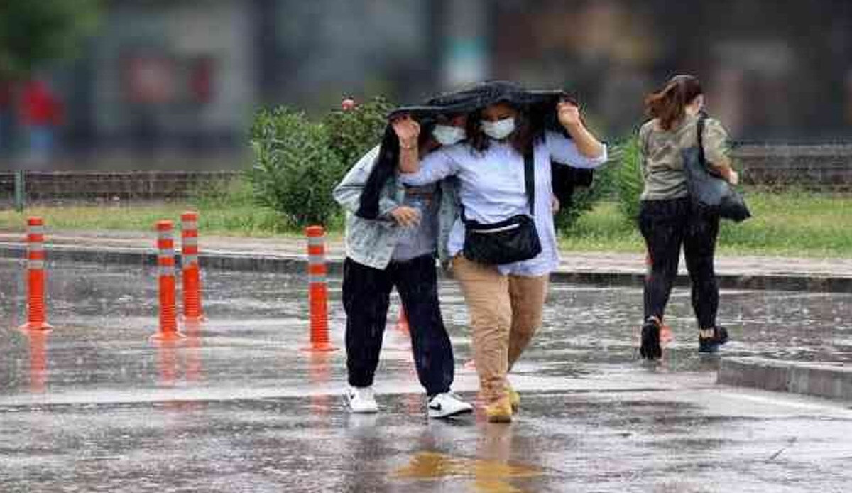 Meteoroloji saat vererek uyardı! Deprem bölgesinde şiddetli sağanak (23 Kasım 2022 hava durumu)