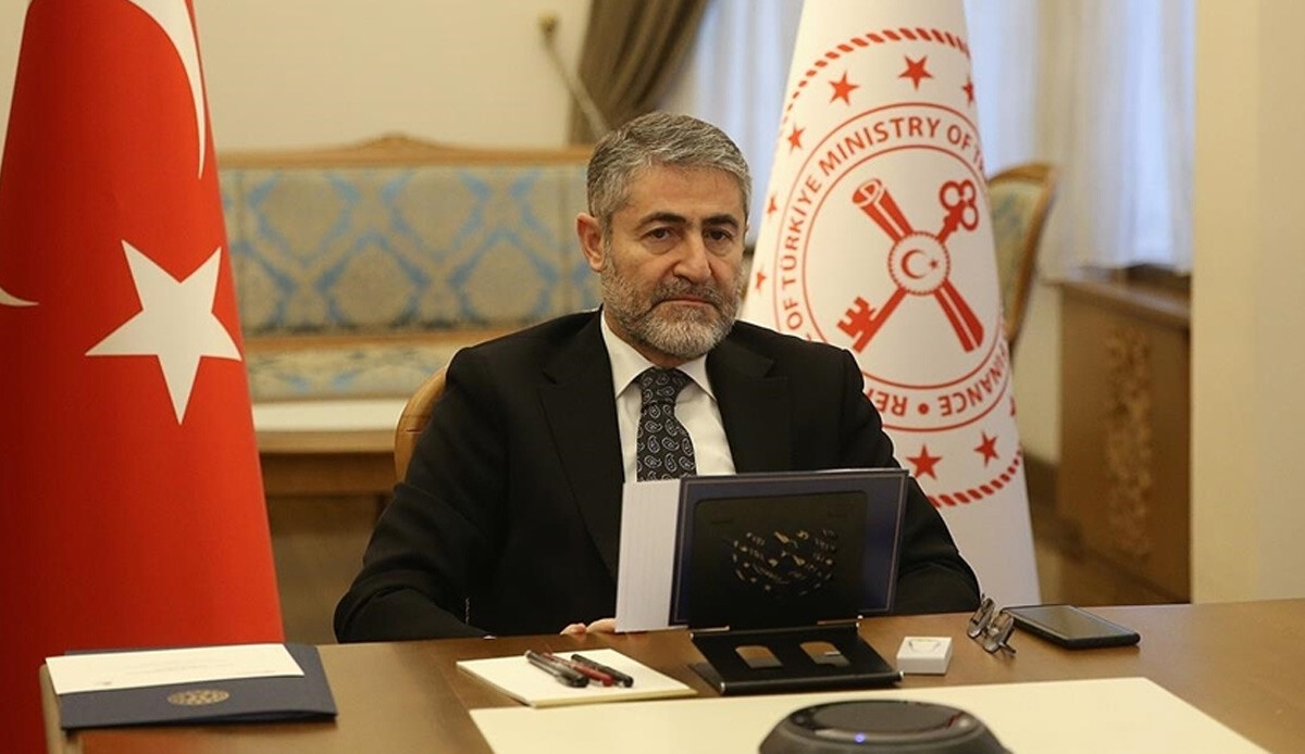 Bakan Nebati faizde tek haneyi değerlendirdi: Piyasa faizlerinin de tek haneye inmesini bekliyoruz Bakan Nebati faizde tek haneyi değerlendirdi: Piyasa faizlerinin de tek haneye inmesini bekliyoruz