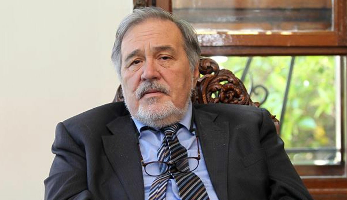 Ünlü tarihçi Prof. Dr. İlber Ortaylı'dan kötü haber! Koronavirüse yakalandı