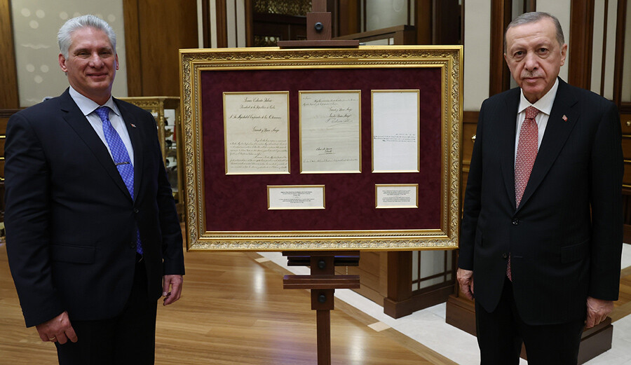 Erdoğan'dan kara harekatı sinyali: Zamanı gelince tepelerine bineriz Erdoğan'dan kara harekatı sinyali: Zamanı gelince tepelerine bineriz