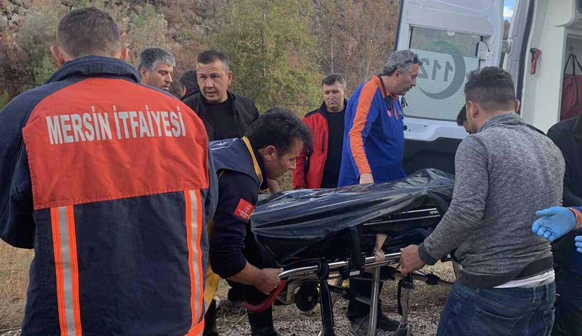 Mersin'de sele kapılan kadının cesedi bulundu Mersin'de sele kapılan kadının cesedi bulundu