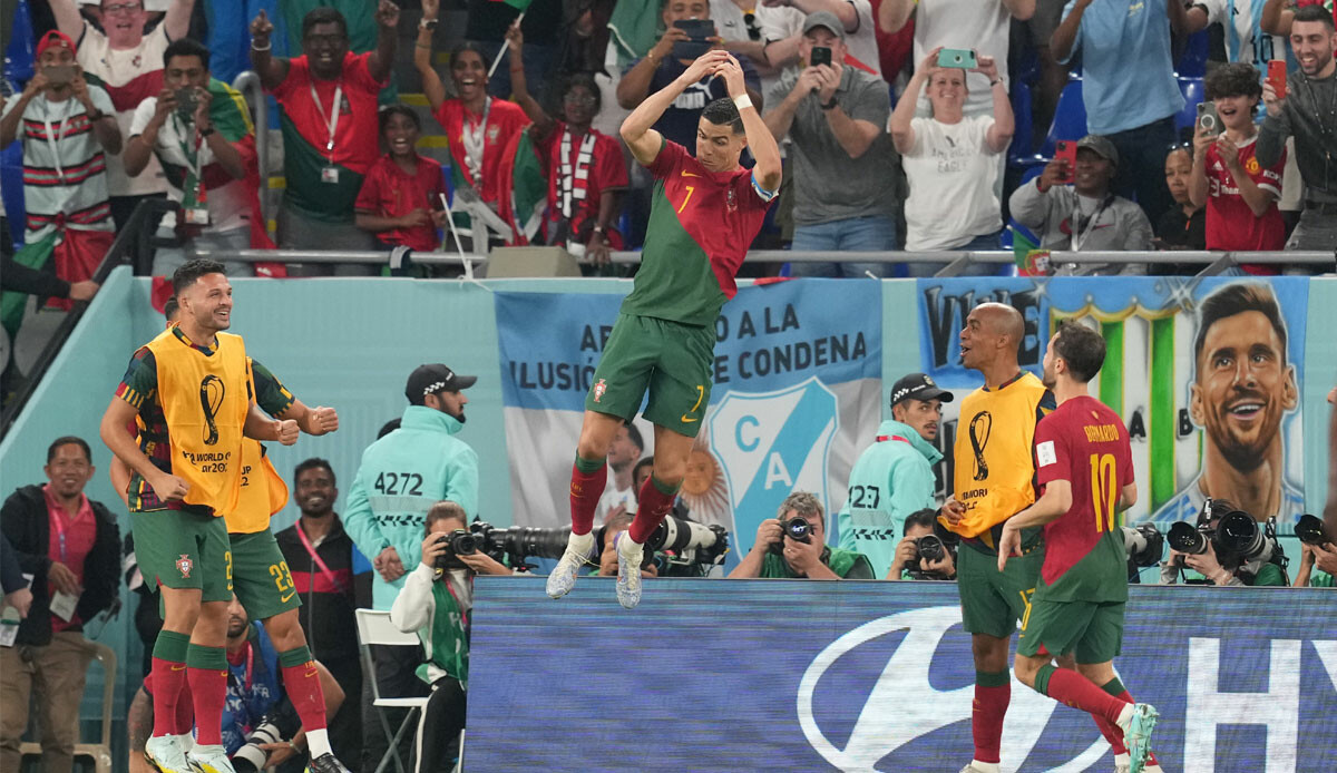 Cristiano Ronaldo 5 Dünya Kupası&#039;nda da gol atan tek futbolcu olarak tarihe geçti
