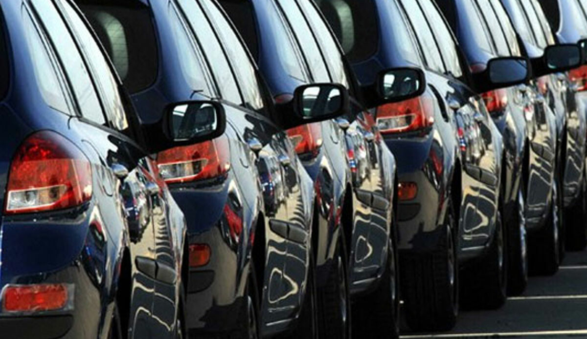 Otomobil almak isteyenler müjde! ÖTV matrahı güncellendi, fiyatlardaki değişim yüz güldürdü: İşte indirim sonrası modeller ve yeni fiyatları