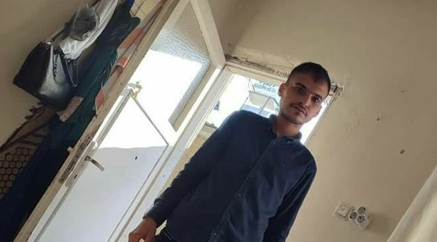 Her yerde oğlunu arıyor: Bulana 5 bin TL verecek Her yerde oğlunu arıyor: Bulana 5 bin TL verecek