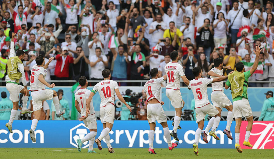 İran Galler'i uzatmalarda bulduğu iki golle yıktı