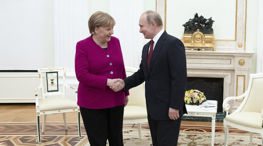 Merkel’den Putin itirafı: Etkileyecek gücüm kalmamıştı Merkel’den Putin itirafı: Etkileyecek gücüm kalmamıştı