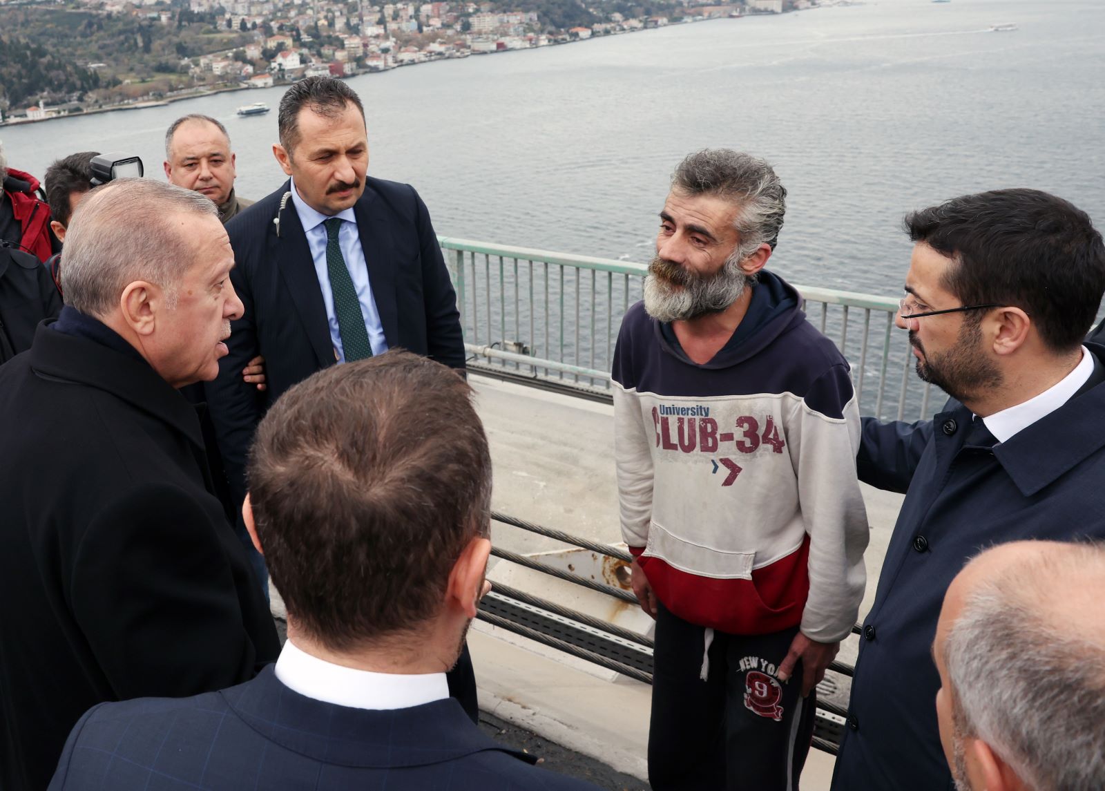 15 Temmuz Şehitler Köprüsü'ndeki intiharı Cumhurbaşkanı Erdoğan önledi