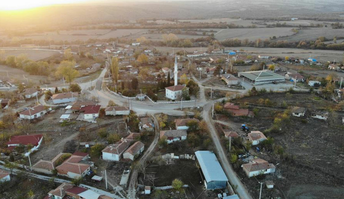 Bu köye resmen göç var! Boş ev kalmadı, akın akın gidiyorlar: Nedenini duyunca siz de buraya gitmek isteyeceksiniz