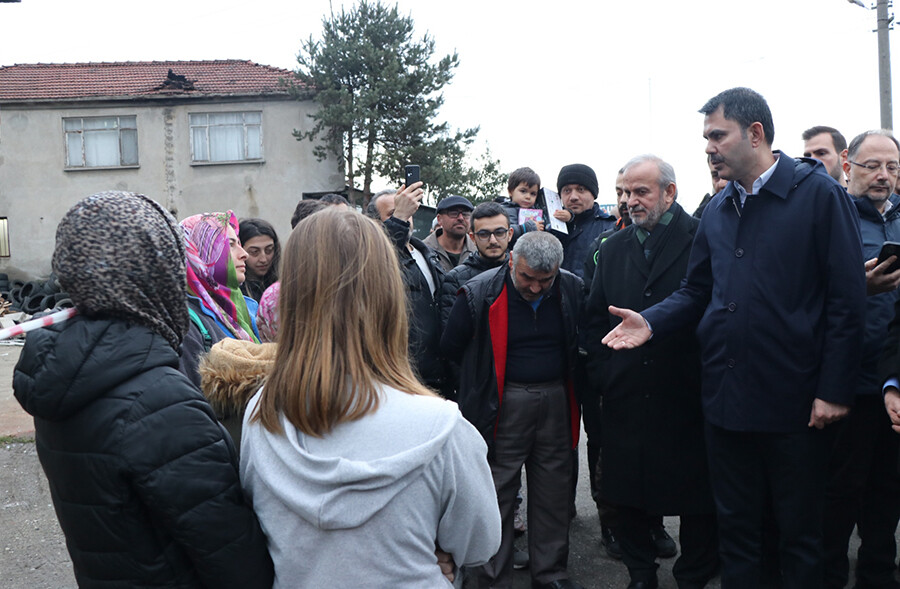 Bakan Kurum, Düzce'de incelemelerde bulundu Bakan Kurum, Düzce'de incelemelerde bulundu