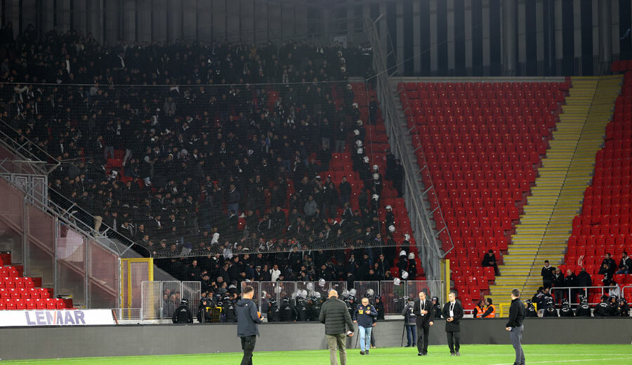 İzmir Valisi Yavuz Selim Köşger: Göztepe-Altay maçıyla ilgili 13 gözaltı var