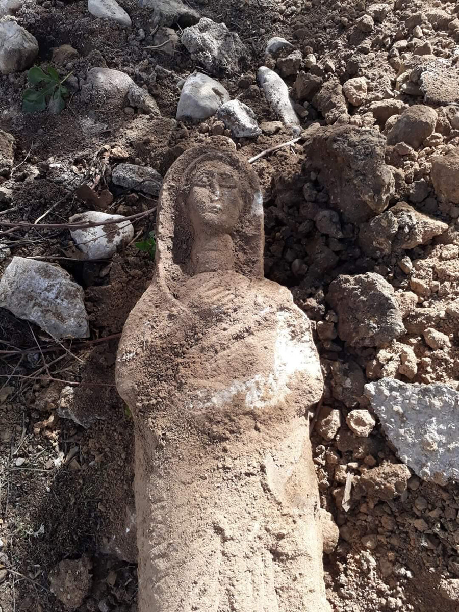 Kanalizasyondan Roma dönemine ait heykel çıktı