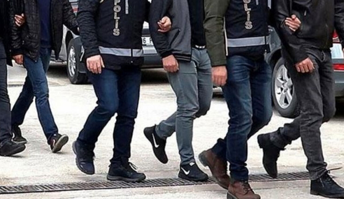 Tekirdağ’da ve İstanbul&#039;da PKK&#039;nın &#039;Komalen Ciwan&#039; yapılanmasına operasyon: 11 kişi gözaltına alındı