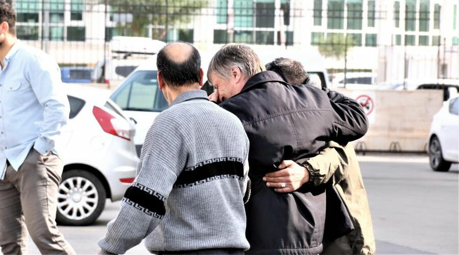 Antalya’da feci kaza: Annesine doğum günü sürprizi yapmak isterken can verdi Antalya’da feci kaza: Annesine doğum günü sürprizi yapmak isterken can verdi