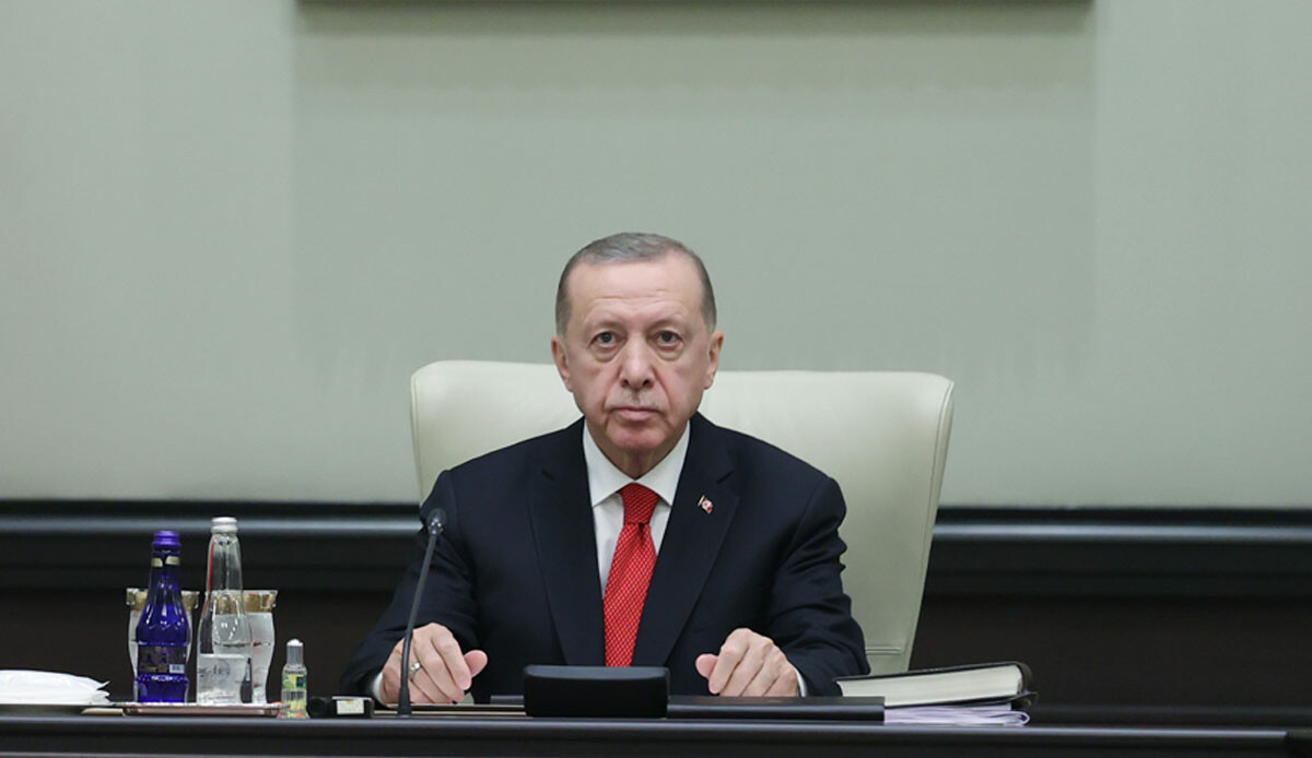 Külliye'deki kritik toplantı sona erdi Külliye'deki kritik toplantı sona erdi