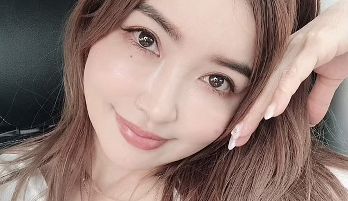 51 yaşında olduğunu öğrenen şaşırıp kalıyor… İşte Japon mankenin gençlik sırrı