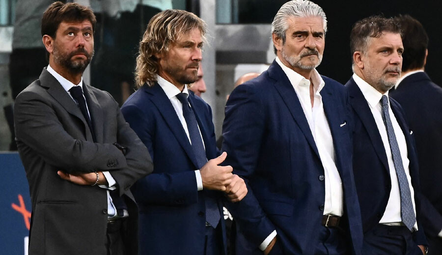 Juventus'ta Agnelli dönemi bitti! 9 Serie A şampiyonluğunun ardından bırakmak zorunda kaldı Juventus'ta Agnelli dönemi bitti! 9 Serie A şampiyonluğunun ardından bırakmak zorunda kaldı