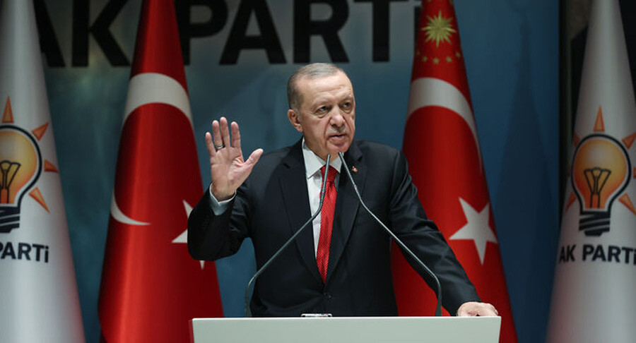 Son dakika: Cumhurbaşkanı Erdoğan'dan Altılı masanın Anayasa teklifine ilk tepki: Terör örgütünün partisini koruyan ucube bir teklif Son dakika: Cumhurbaşkanı Erdoğan'dan Altılı masanın Anayasa teklifine ilk tepki: Terör örgütünün partisini koruyan ucube bir teklif