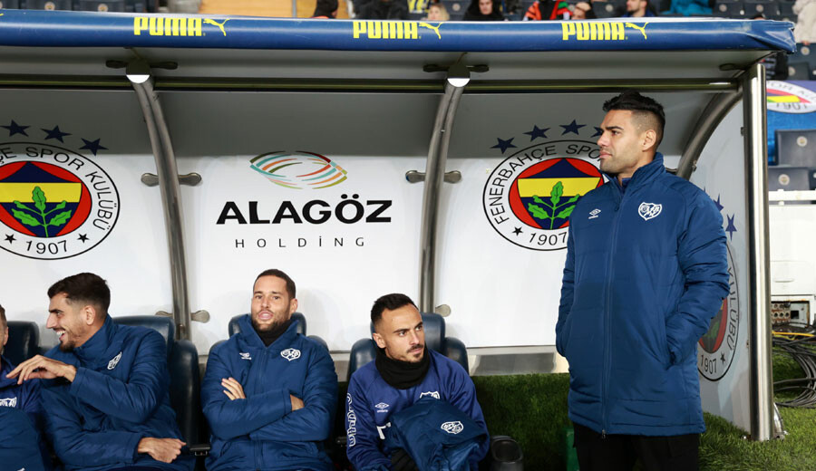 Fenerbahçe Rayo Vallecano hazırlık maçını 3-1 kazandı, Joao Pedro'yu kaybetti Fenerbahçe Rayo Vallecano hazırlık maçını 3-1 kazandı, Joao Pedro'yu kaybetti