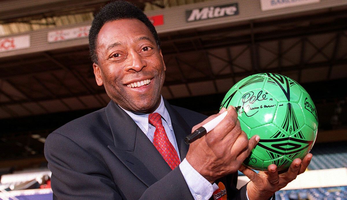 Pele kalp krizi geçirdi! Futbolun efsane ismi hastaneye kaldırıldı Pele kalp krizi geçirdi! Futbolun efsane ismi hastaneye kaldırıldı