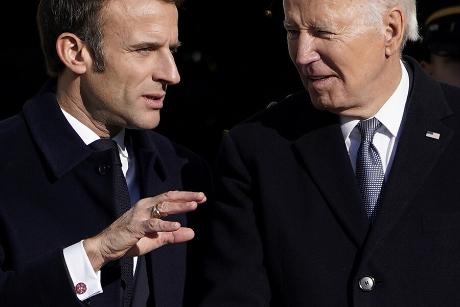 2 yıldır görevde olan Biden'a ilk resmi ziyareti Macron yaptı 2 yıldır görevde olan Biden'a ilk resmi ziyareti Macron yaptı