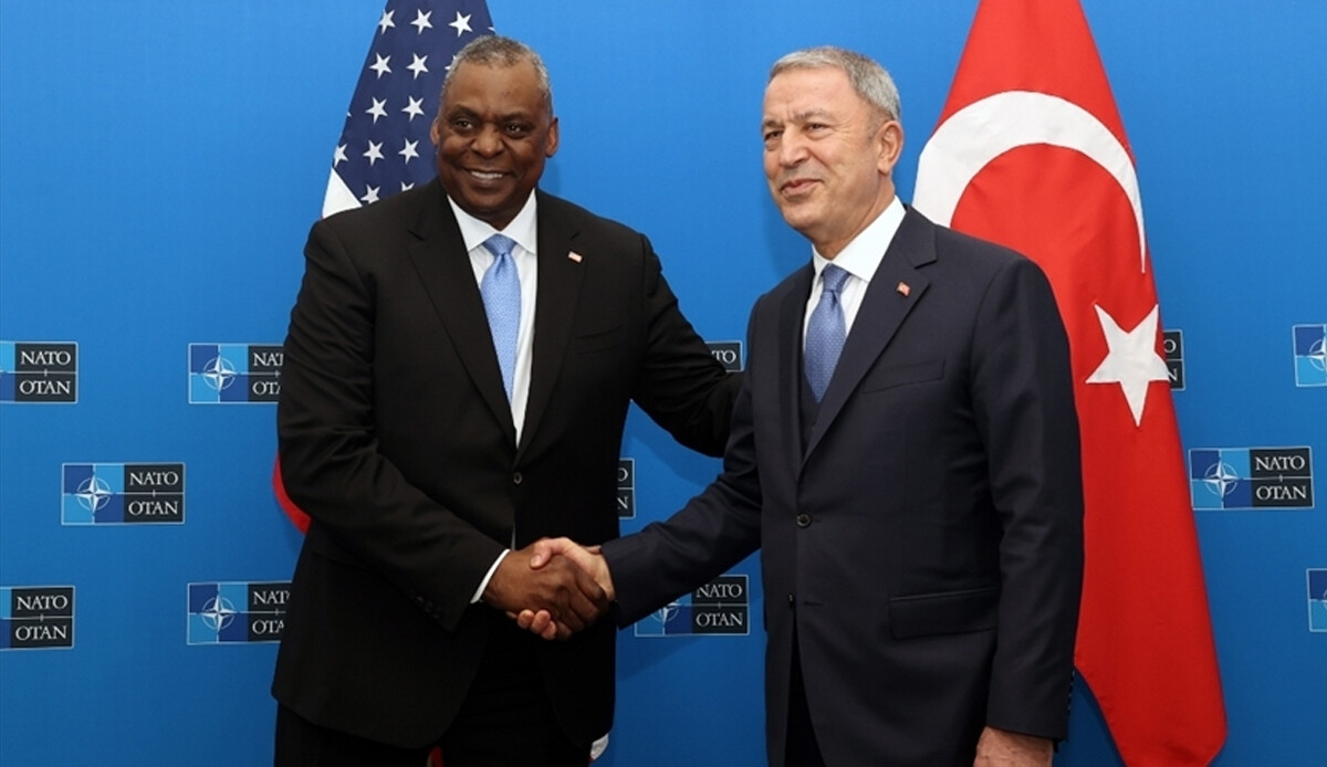 Milli Savunma Bakanı Akar ABD'li mevkidaşı ile görüştü Milli Savunma Bakanı Akar ABD'li mevkidaşı ile görüştü
