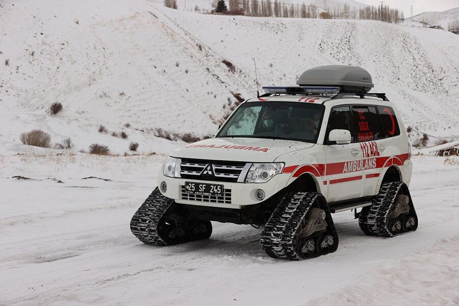 Bakan Koca: Ambulanslarımız 10 dakikada vakalara ulaşıyor